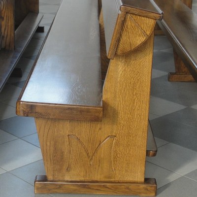 Projekt ławek do kościoła