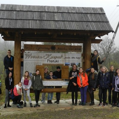 Wycieczka Apostolskiej Wspólnoty Młodych do Rzepedzi