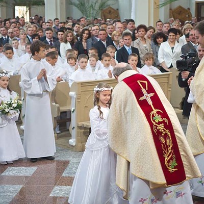 i_komunia_swieta_2011-03747