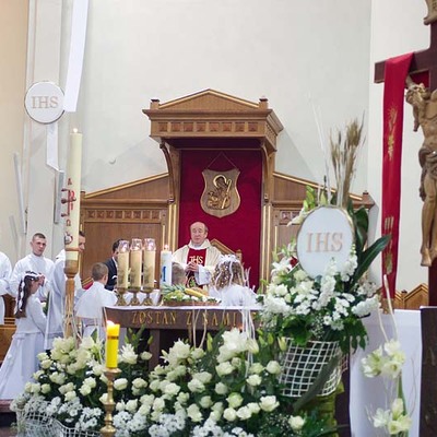 i_komunia_swieta_2011-03752